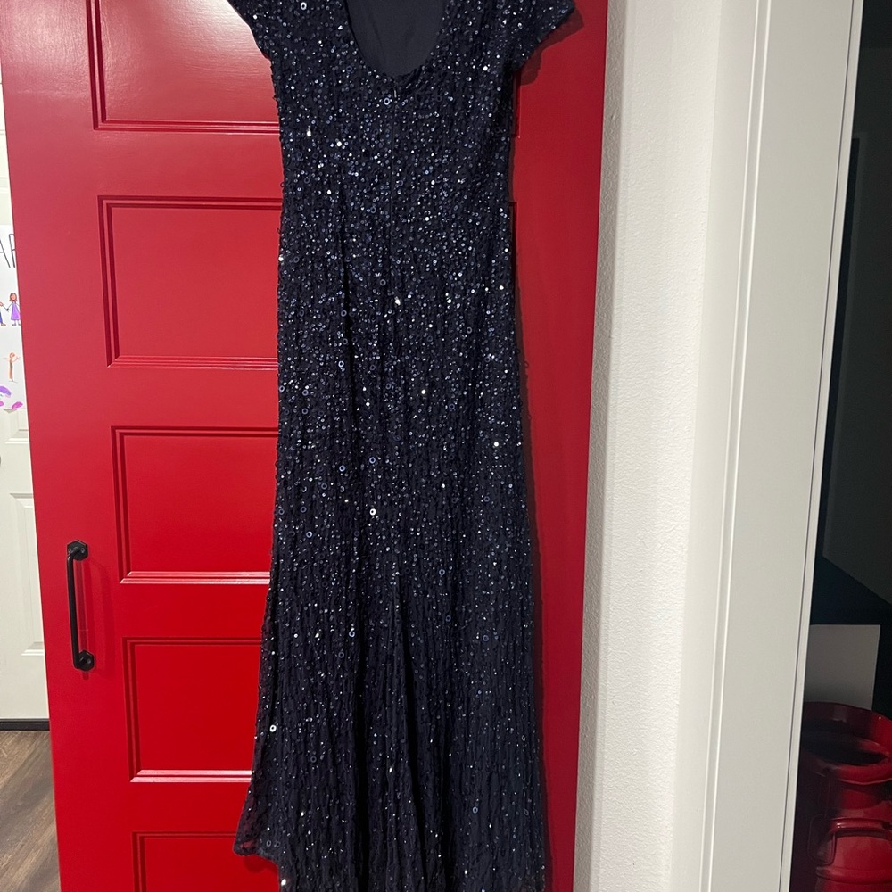 Adrianna Papell Women's Short-Sleeve All Over Sequin Gown